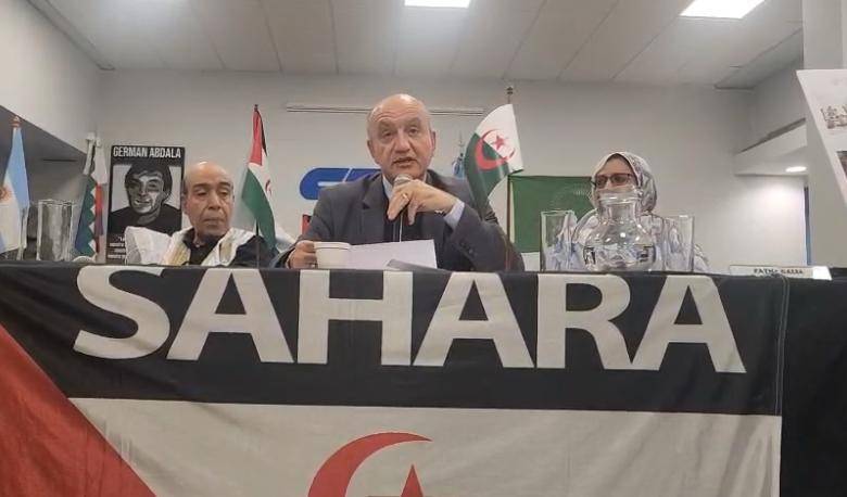 Su Excelencia el Sr. Lotfi Sebouai, Embajador de Argelia en Argentina, asiste a parte de las actas del Segundo Simposio Internacional de la Asociación de Periodistas y Medios de Comunicación en Solidaridad con la Causa Saharaui